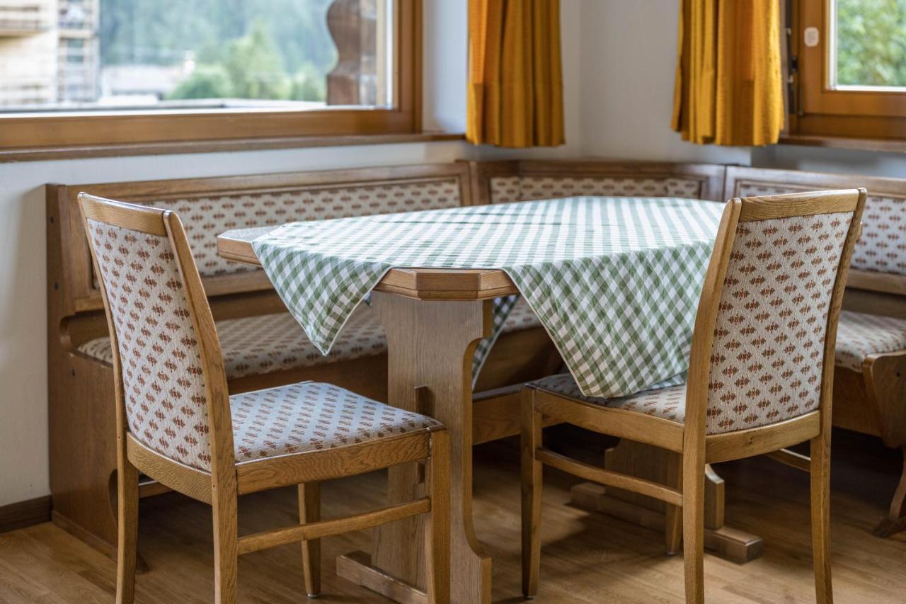 Ciasa La Palsa App 3 Apartment San Vigilio Di Marebbe Bagian luar foto